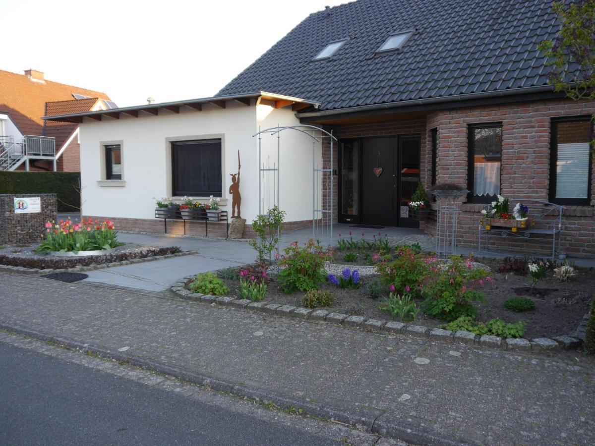 Gaestehaus Am Hermann Hoerstel Exterior photo